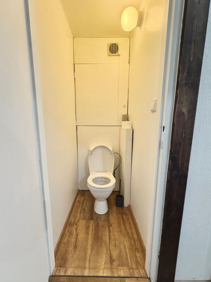 Prodej bytu 2+kk 43 m², Podjavorinské, Praha, Praha Prodej bytu 2+kk 43 m², Podjavorinské, Praha, Praha