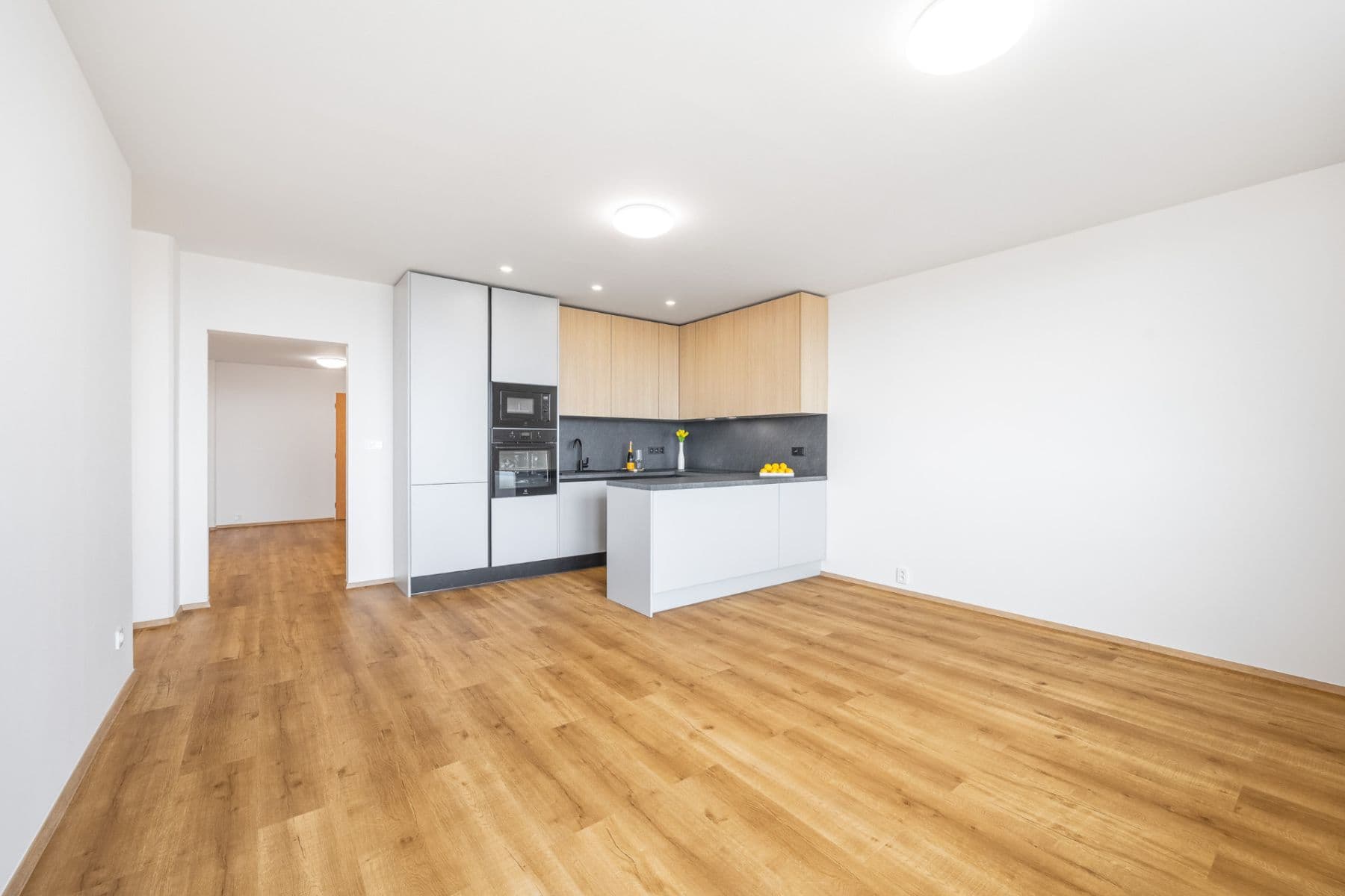 Prodej bytu 3+kk 92 m², Petržílkova, Praha, Praha Prodej bytu 3+kk 92 m², Petržílkova, Praha, Praha