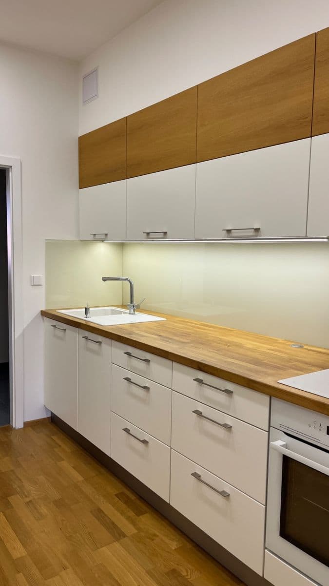 Pronájem bytu 2+1 56 m², Branická, Praha, Praha Pronájem bytu 2+1 56 m², Branická, Praha, Praha