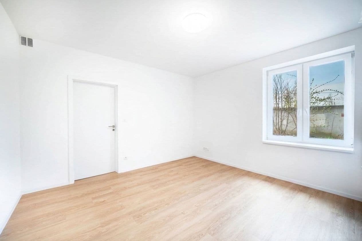 Prodej bytu 2+kk 37 m², Bílá, Ostrava, Moravskoslezský kraj Prodej bytu 2+kk 37 m², Bílá, Ostrava, Moravskoslezský kraj