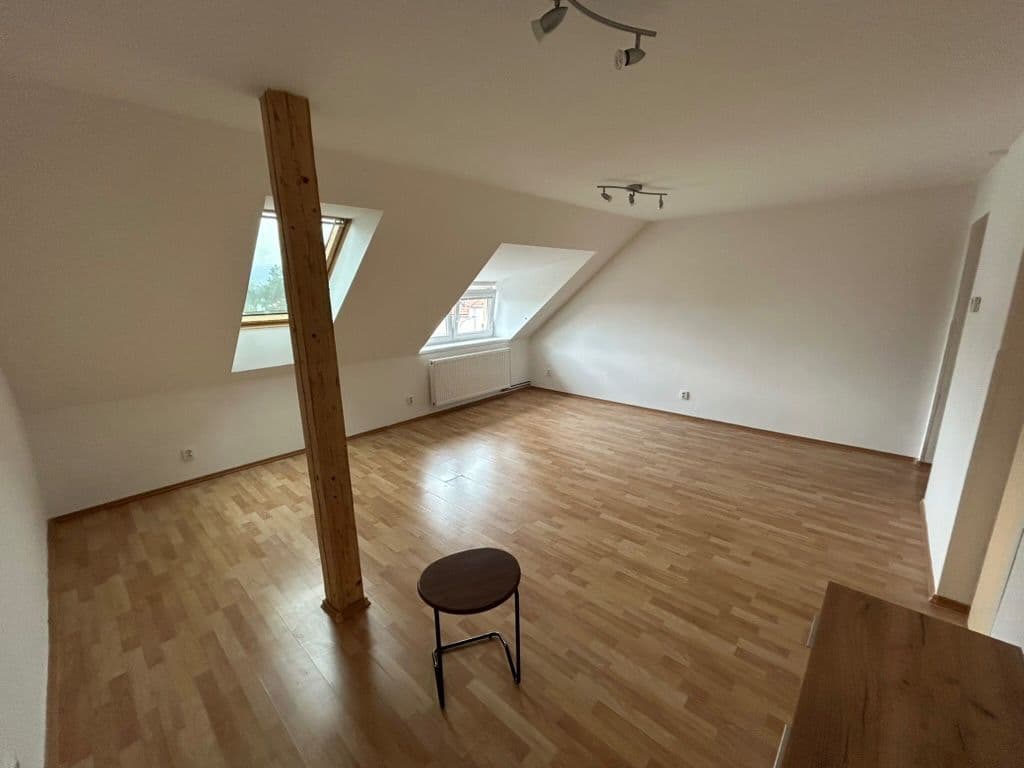 Pronájem bytu 2+1 65 m², Na Zemance, Praha, Praha Pronájem bytu 2+1 65 m², Na Zemance, Praha, Praha