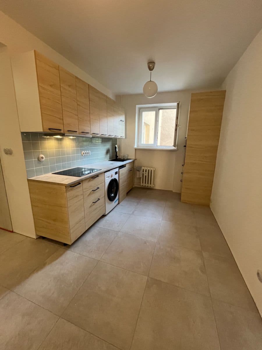 Pronájem bytu 2+1 58 m², Nad přívozem, Praha, Praha Pronájem bytu 2+1 58 m², Nad přívozem, Praha, Praha