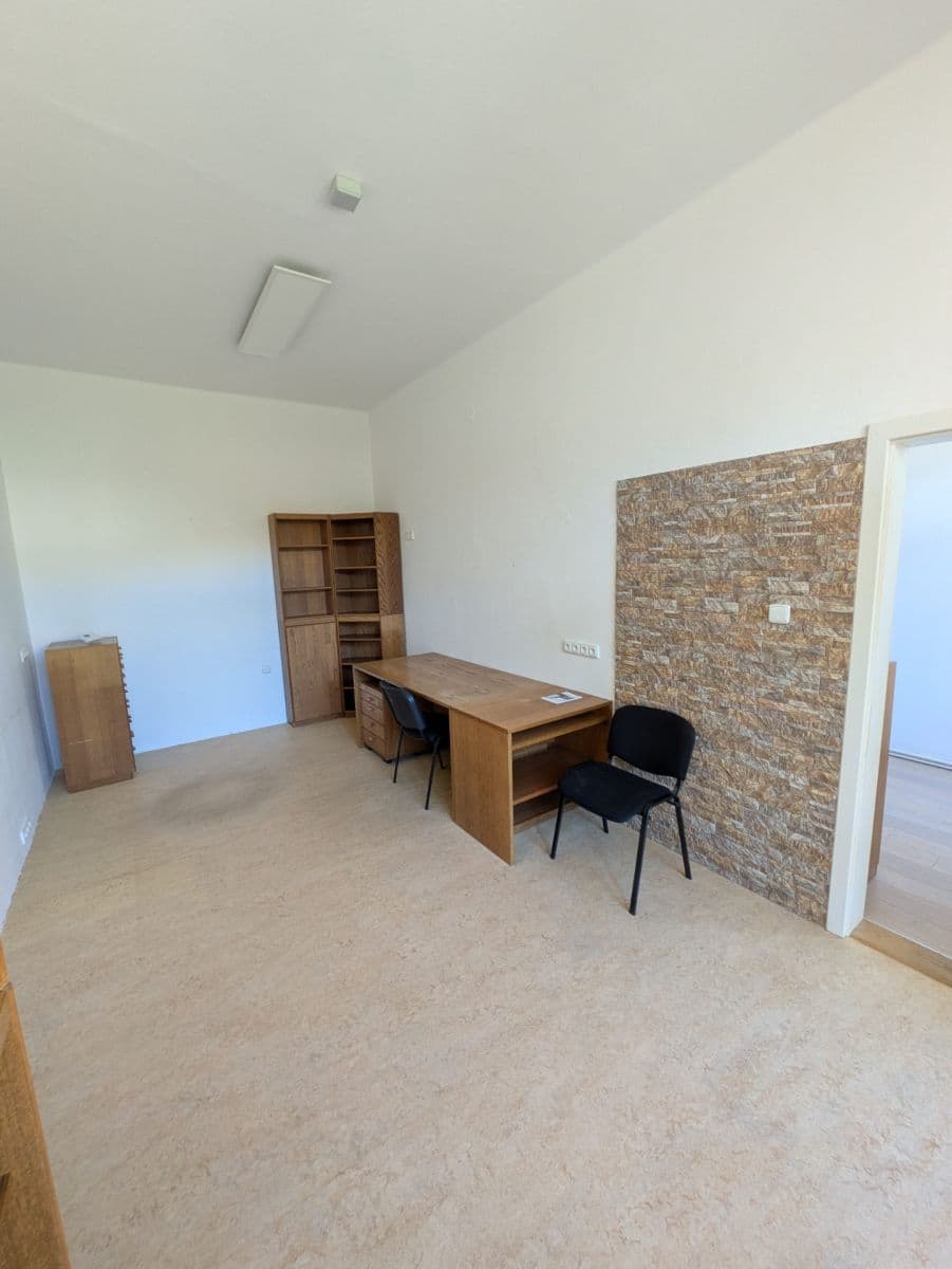 Pronájem kanceláře 104 m², Arne Nováka, Brno, Jihomoravský kraj Pronájem kanceláře 104 m², Arne Nováka, Brno, Jihomoravský kraj