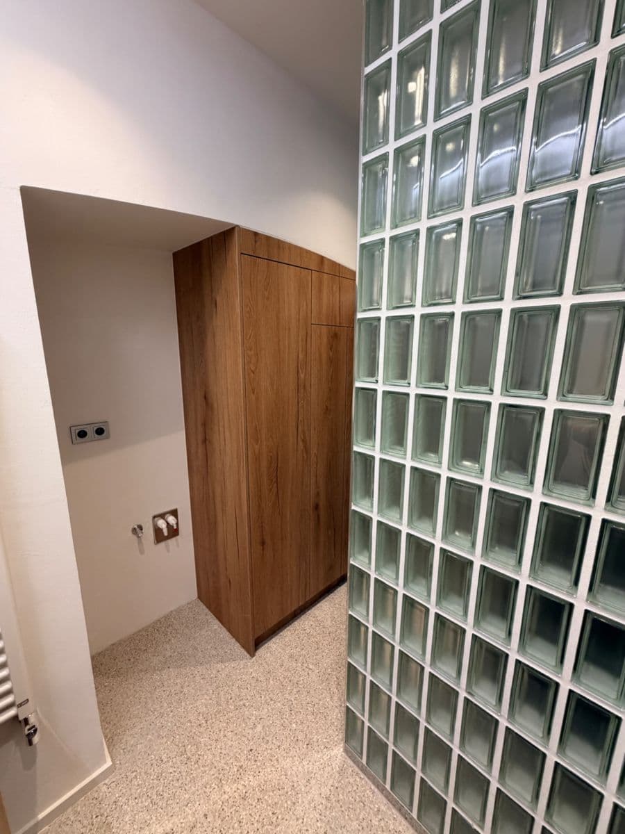 Pronájem bytu 2+kk 45 m², Holandská, Praha, Praha Pronájem bytu 2+kk 45 m², Holandská, Praha, Praha