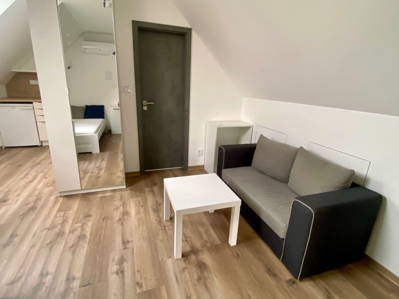 Pronájem bytu 1+kk 28 m², Dalovická, Praha, Praha Pronájem bytu 1+kk 28 m², Dalovická, Praha, Praha
