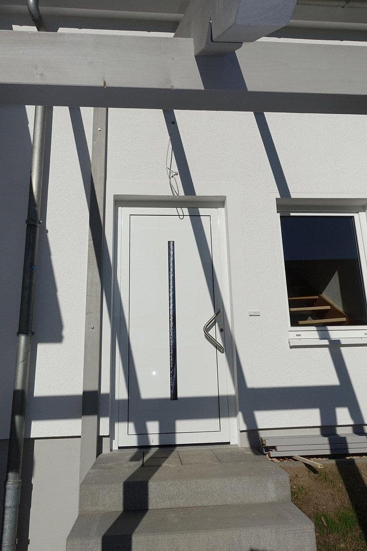 Pronájem bytu 3+kk 150 m², Lützerodaer Weg 8, JENA, Durynsko Pronájem bytu 3+kk 150 m², Lützerodaer Weg 8, JENA, Durynsko
