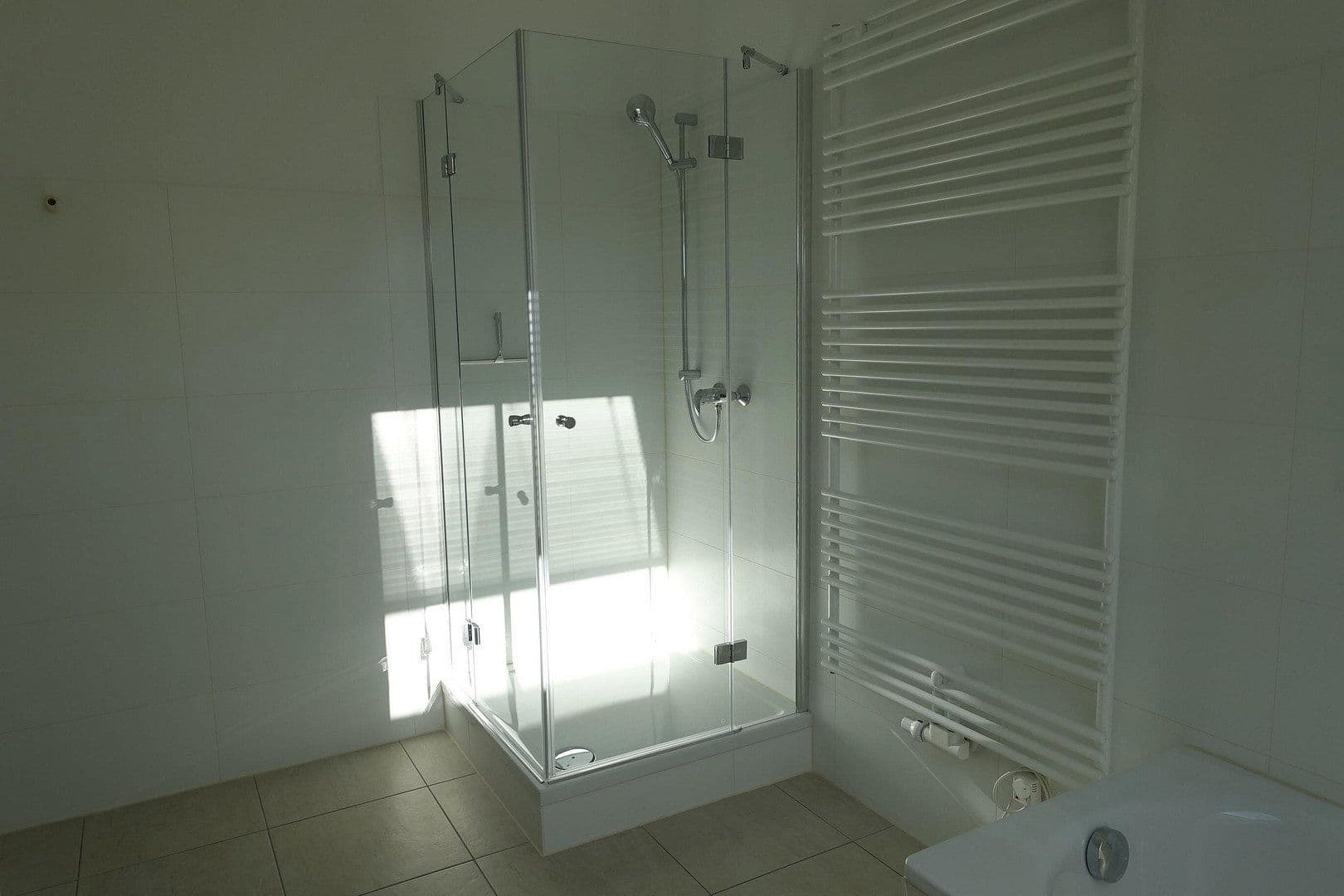 Pronájem bytu 3+kk 150 m², Lützerodaer Weg 8, JENA, Durynsko Pronájem bytu 3+kk 150 m², Lützerodaer Weg 8, JENA, Durynsko