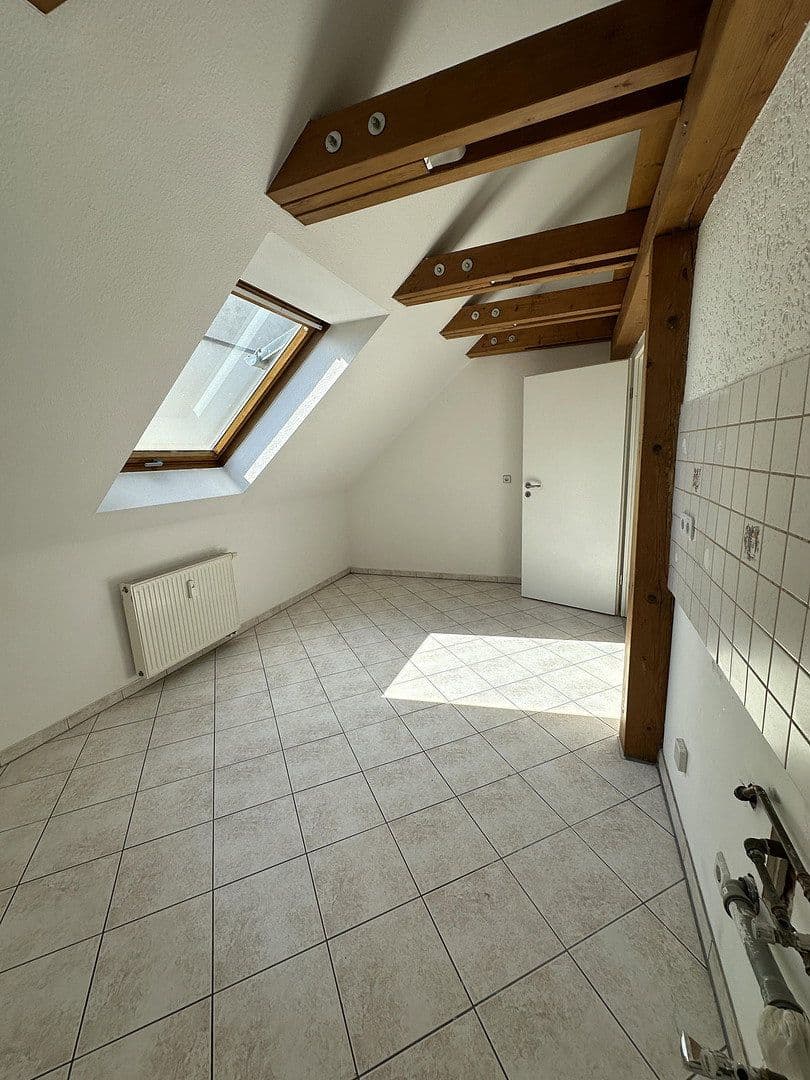 Pronájem bytu 3+kk 94 m², Neumarkt 9, Lichtenstein/Sachsen, Sasko Pronájem bytu 3+kk 94 m², Neumarkt 9, Lichtenstein/Sachsen, Sasko