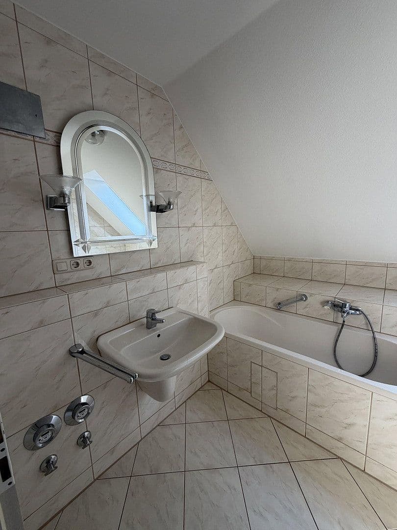 Prodej bytu 3+1 92 m², Sonnenstrasse 8a, Zirndorf, Bavorsko Prodej bytu 3+1 92 m², Sonnenstrasse 8a, Zirndorf, Bavorsko