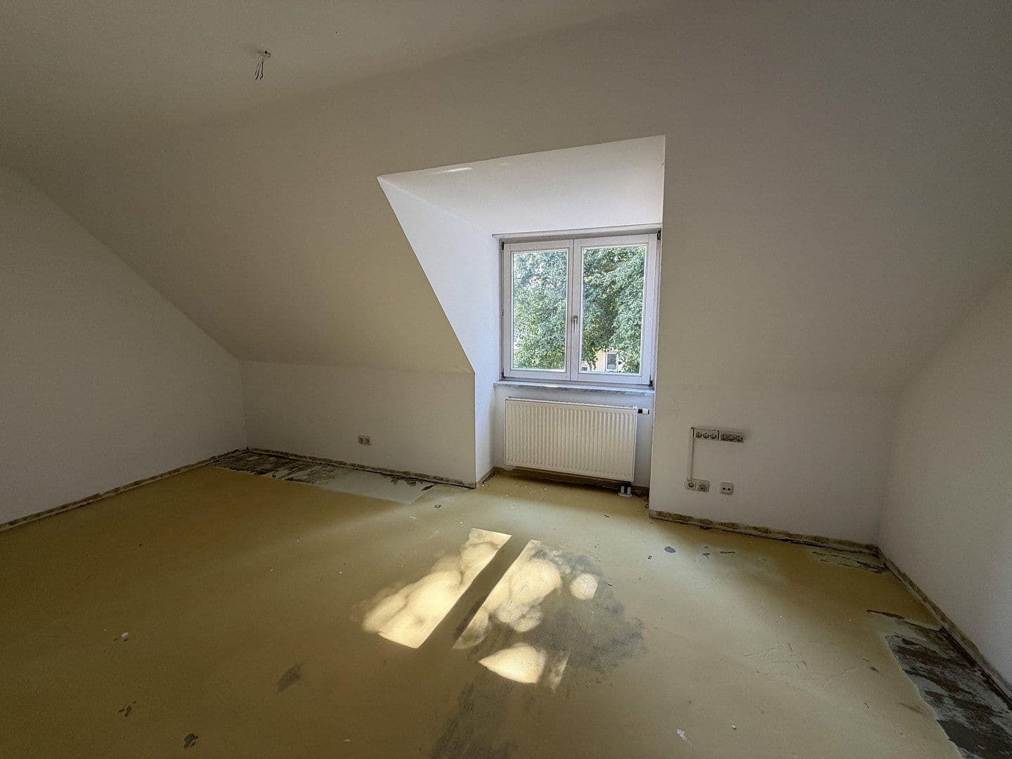 Prodej bytu 3+1 92 m², Sonnenstrasse 8a, Zirndorf, Bavorsko Prodej bytu 3+1 92 m², Sonnenstrasse 8a, Zirndorf, Bavorsko