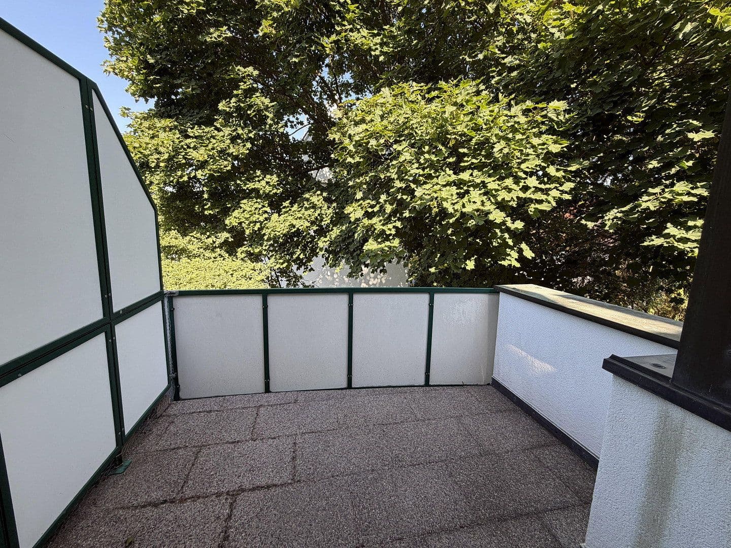Prodej bytu 3+1 92 m², Sonnenstrasse 8a, Zirndorf, Bavorsko Prodej bytu 3+1 92 m², Sonnenstrasse 8a, Zirndorf, Bavorsko