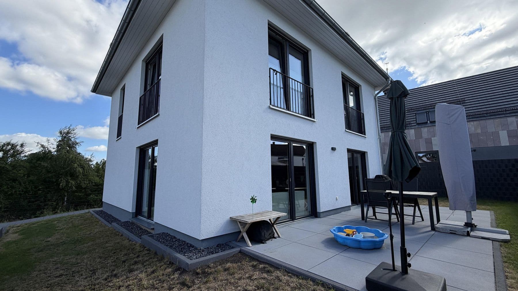 Prodej domu 127 m², pozemek 376 m², Magister-Goldner-Platz 7b, Kulmbach, Bavorsko Prodej domu 127 m², pozemek 376 m², Magister-Goldner-Platz 7b, Kulmbach, Bavorsko