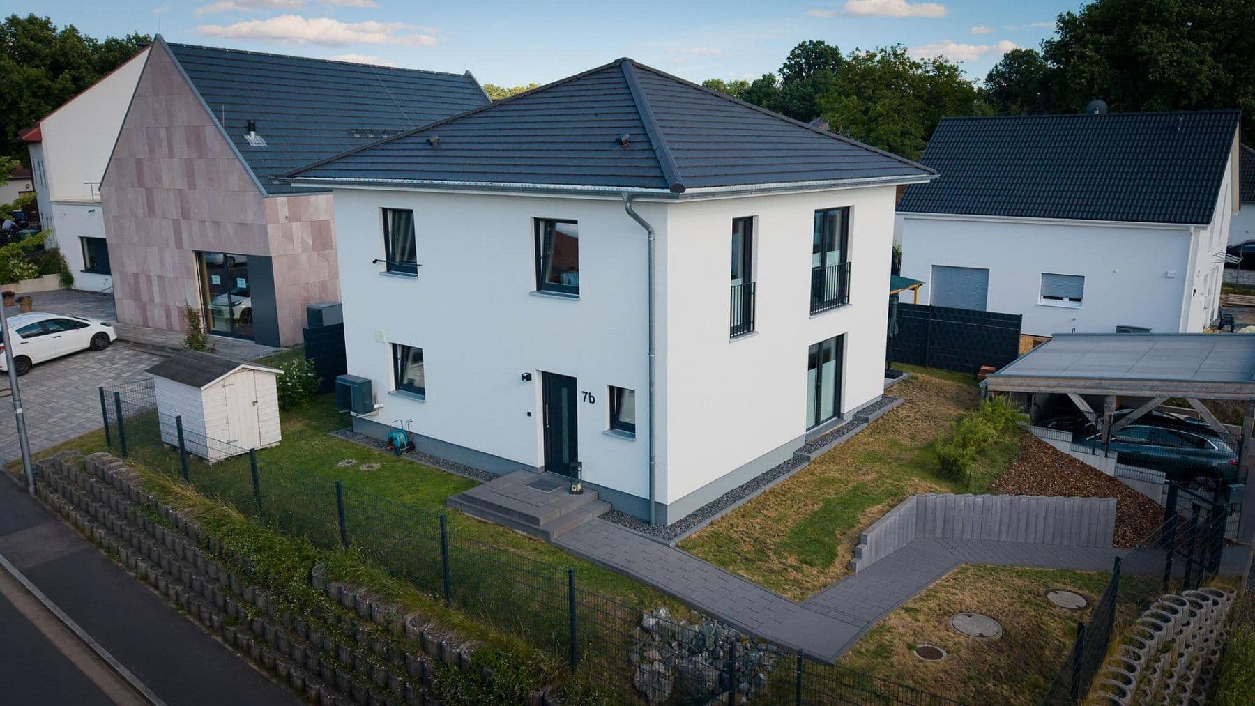 Prodej domu 127 m², pozemek 376 m², Magister-Goldner-Platz 7b, Kulmbach, Bavorsko Prodej domu 127 m², pozemek 376 m², Magister-Goldner-Platz 7b, Kulmbach, Bavorsko