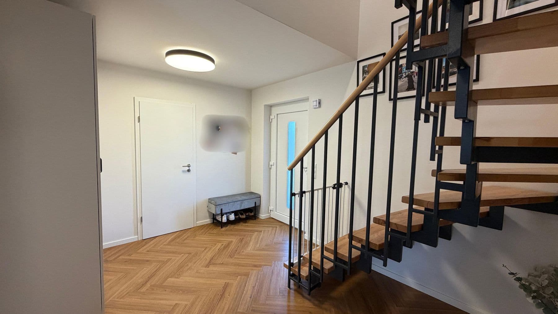 Prodej domu 127 m², pozemek 376 m², Magister-Goldner-Platz 7b, Kulmbach, Bavorsko Prodej domu 127 m², pozemek 376 m², Magister-Goldner-Platz 7b, Kulmbach, Bavorsko
