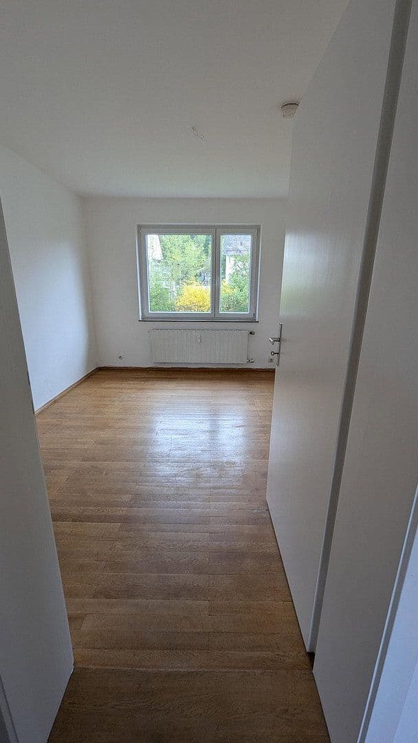 Pronájem bytu 3+kk 85 m², Heidenheim an der Brenz, Bádensko-Württembersko Pronájem bytu 3+kk 85 m², Heidenheim an der Brenz, Bádensko-Württembersko