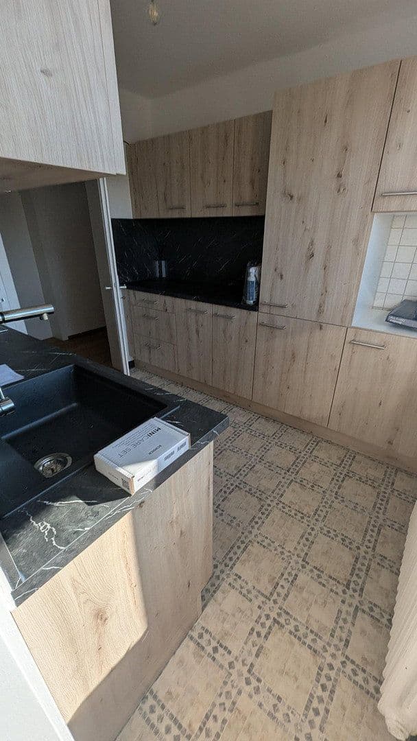 Pronájem bytu 3+kk 85 m², Heidenheim an der Brenz, Bádensko-Württembersko Pronájem bytu 3+kk 85 m², Heidenheim an der Brenz, Bádensko-Württembersko
