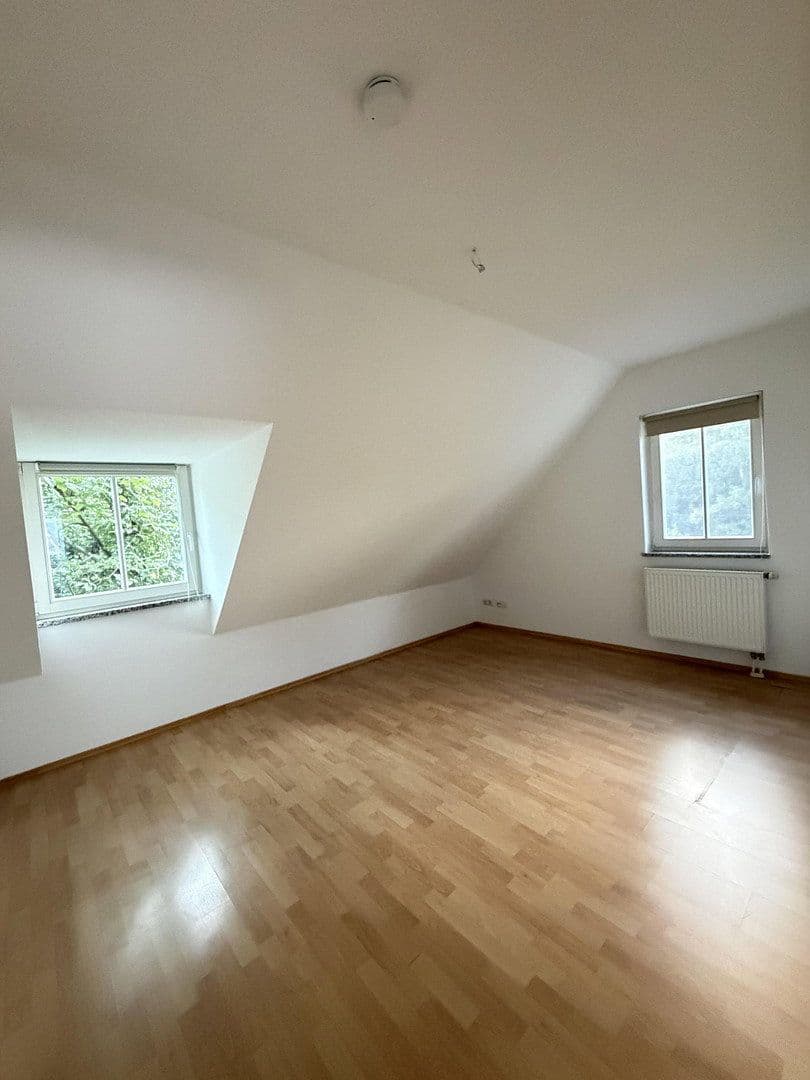 Pronájem bytu 4+1 128 m², München, Bavorsko Pronájem bytu 4+1 128 m², München, Bavorsko