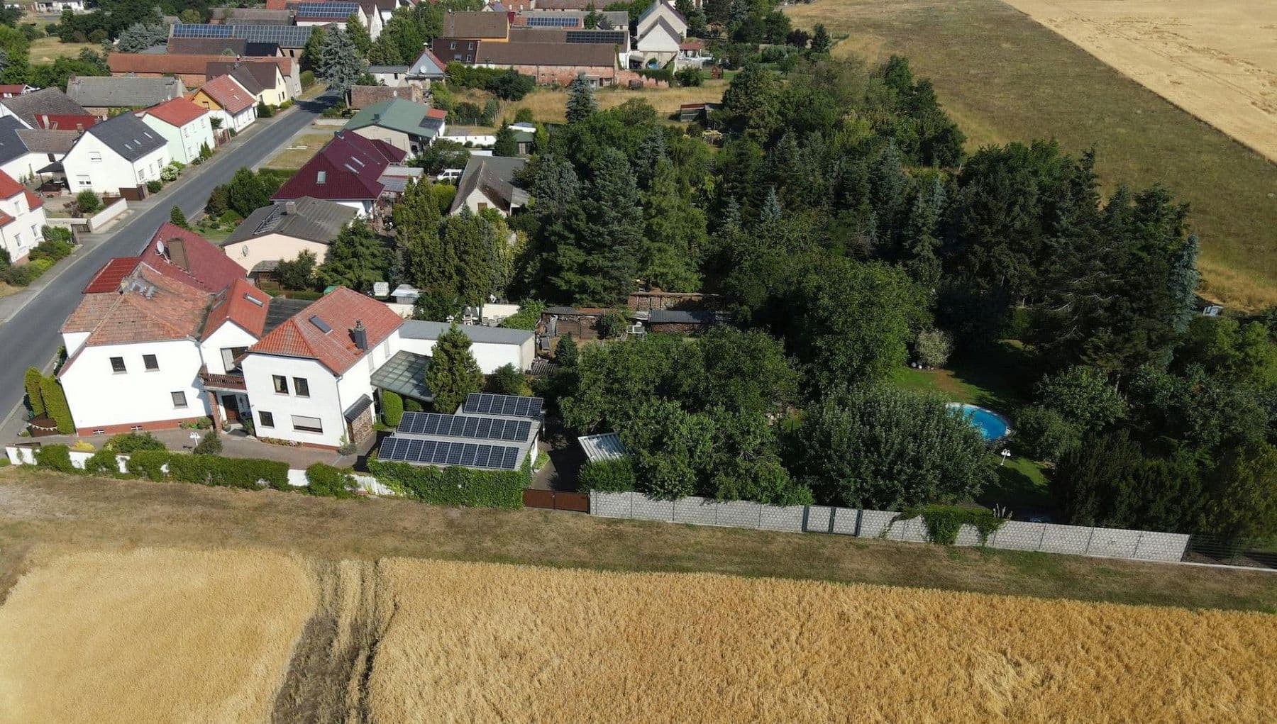Prodej domu 270 m², pozemek 3.049 m², Annaburg, Sasko-Anhaltsko Prodej domu 270 m², pozemek 3.049 m², Annaburg, Sasko-Anhaltsko