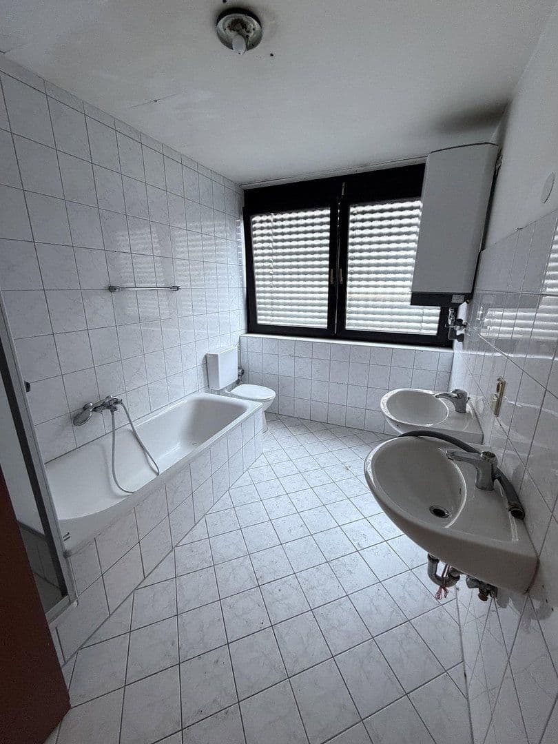Pronájem bytu 5+1 133 m², Ludwigstraße 72, Wald-Michelbach, Hessen Pronájem bytu 5+1 133 m², Ludwigstraße 72, Wald-Michelbach, Hessen