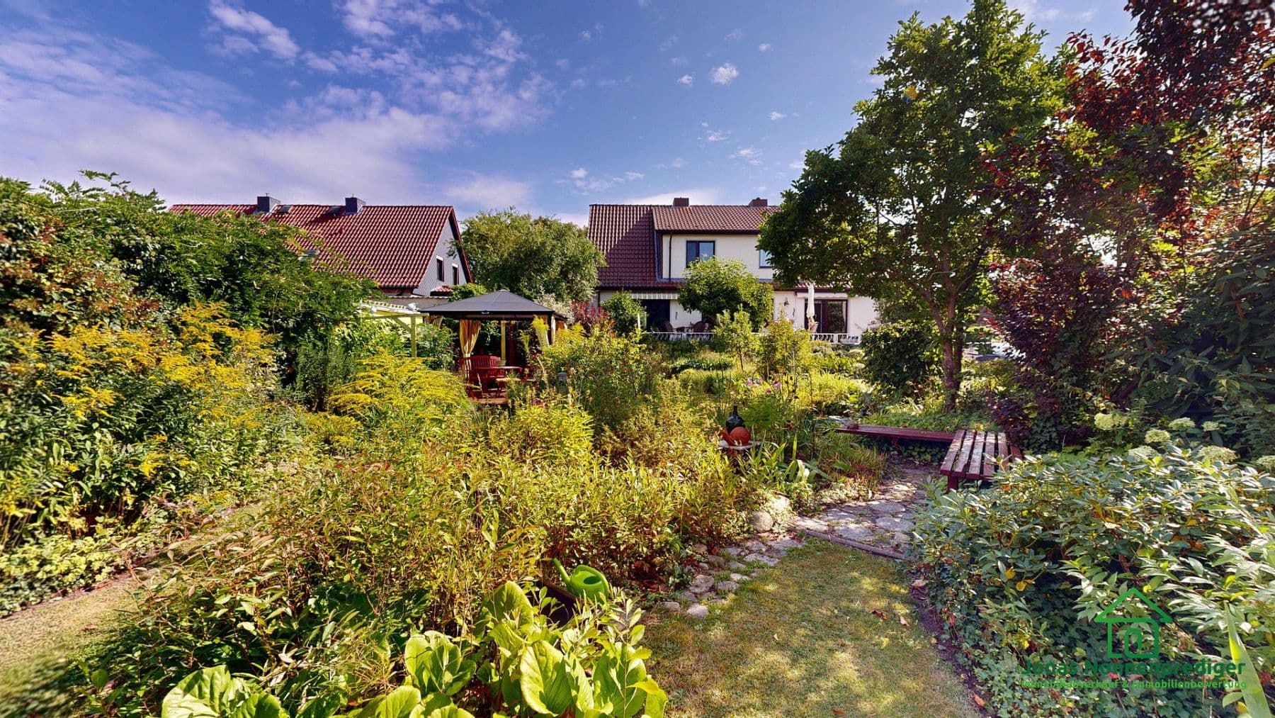 Prodej domu 103 m², pozemek 477 m², Berliner Straße 50, Grabow, Mecklenburg-Vorpommern Prodej domu 103 m², pozemek 477 m², Berliner Straße 50, Grabow, Mecklenburg-Vorpommern