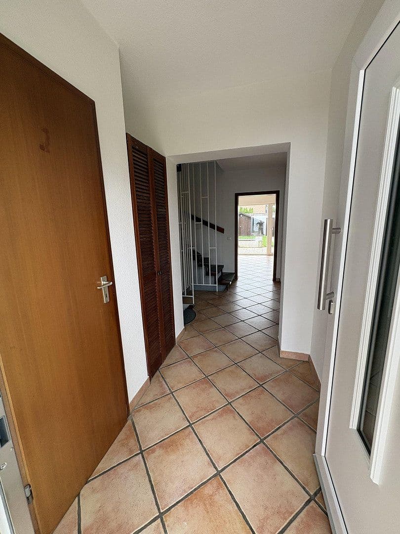 Prodej domu 98 m², pozemek 170 m², Wesseling, Severní Porýní-Vestfálsko Prodej domu 98 m², pozemek 170 m², Wesseling, Severní Porýní-Vestfálsko