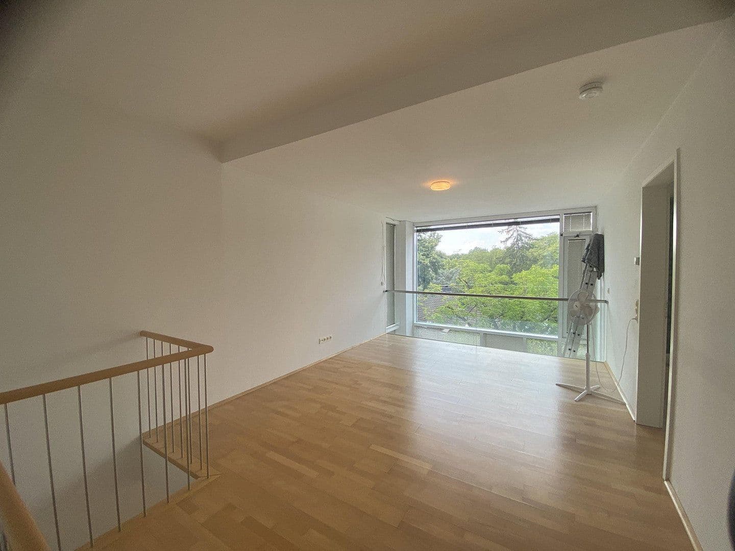 Pronájem bytu 3+1 115 m², Wiesbaden, Hessen Pronájem bytu 3+1 115 m², Wiesbaden, Hessen