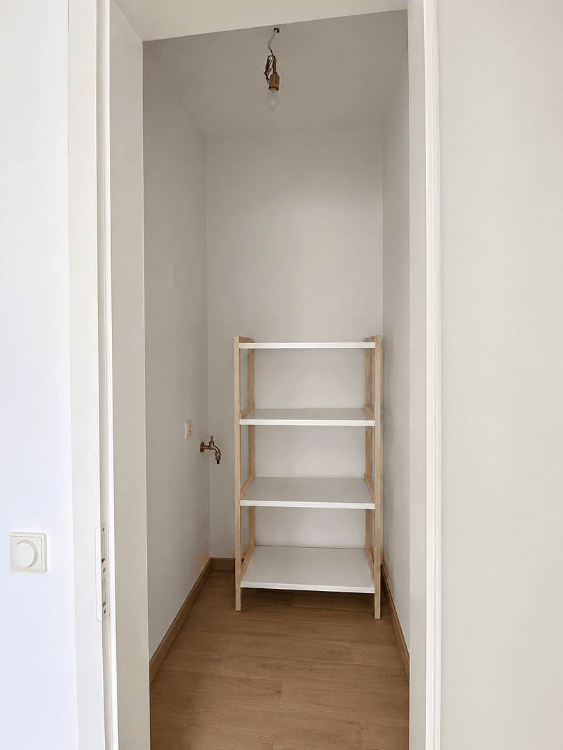 Pronájem bytu 3+1 115 m², Wiesbaden, Hessen Pronájem bytu 3+1 115 m², Wiesbaden, Hessen
