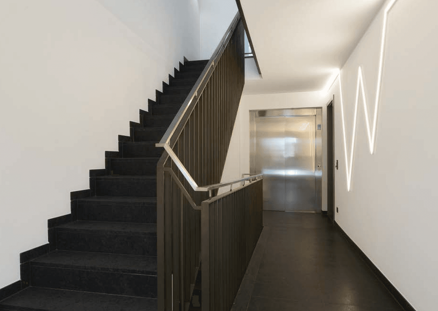 Pronájem bytu 4+1 150 m², Riedlstraße 3, München, Bavorsko Pronájem bytu 4+1 150 m², Riedlstraße 3, München, Bavorsko
