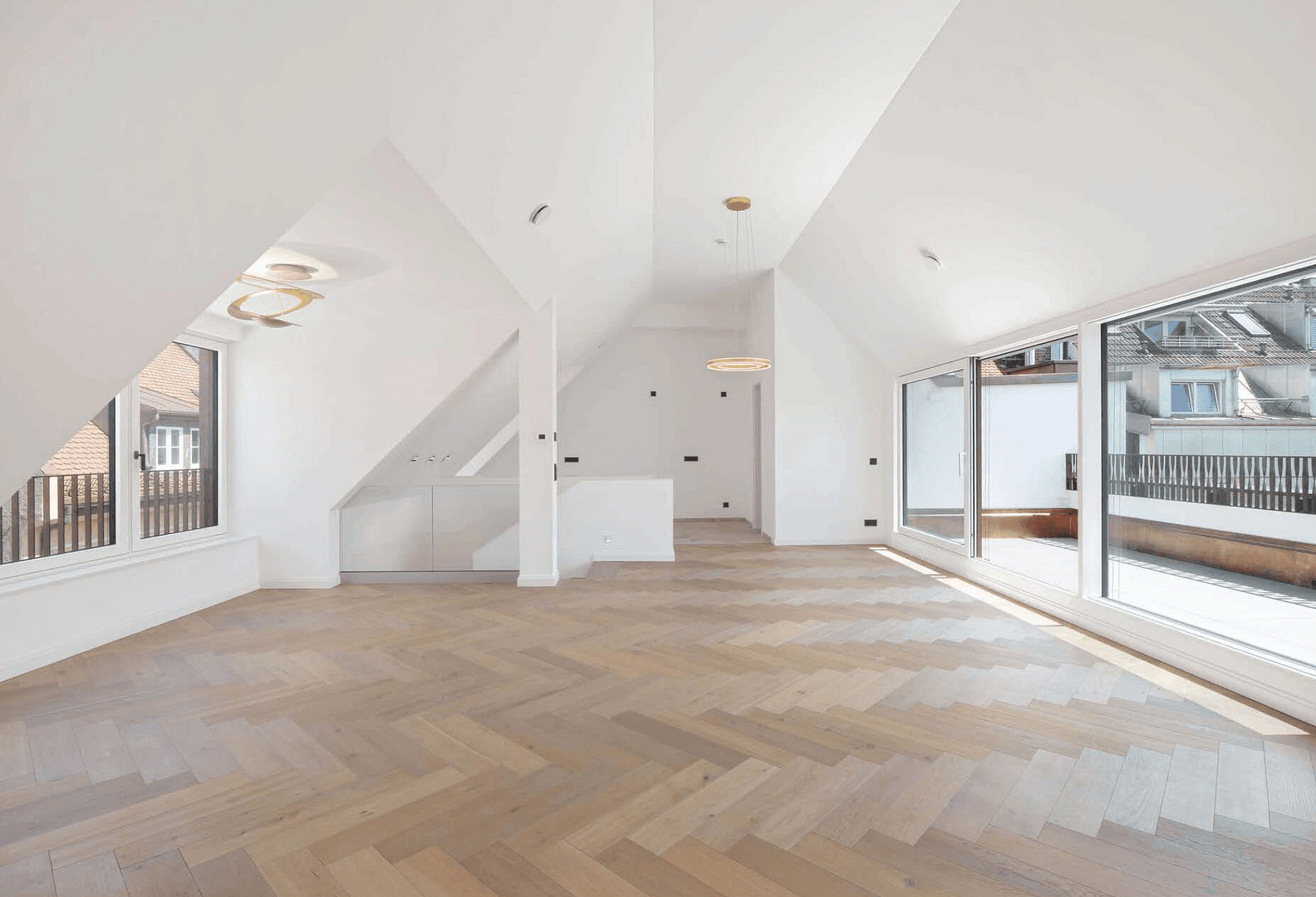 Pronájem bytu 4+1 150 m², Riedlstraße 3, München, Bavorsko Pronájem bytu 4+1 150 m², Riedlstraße 3, München, Bavorsko