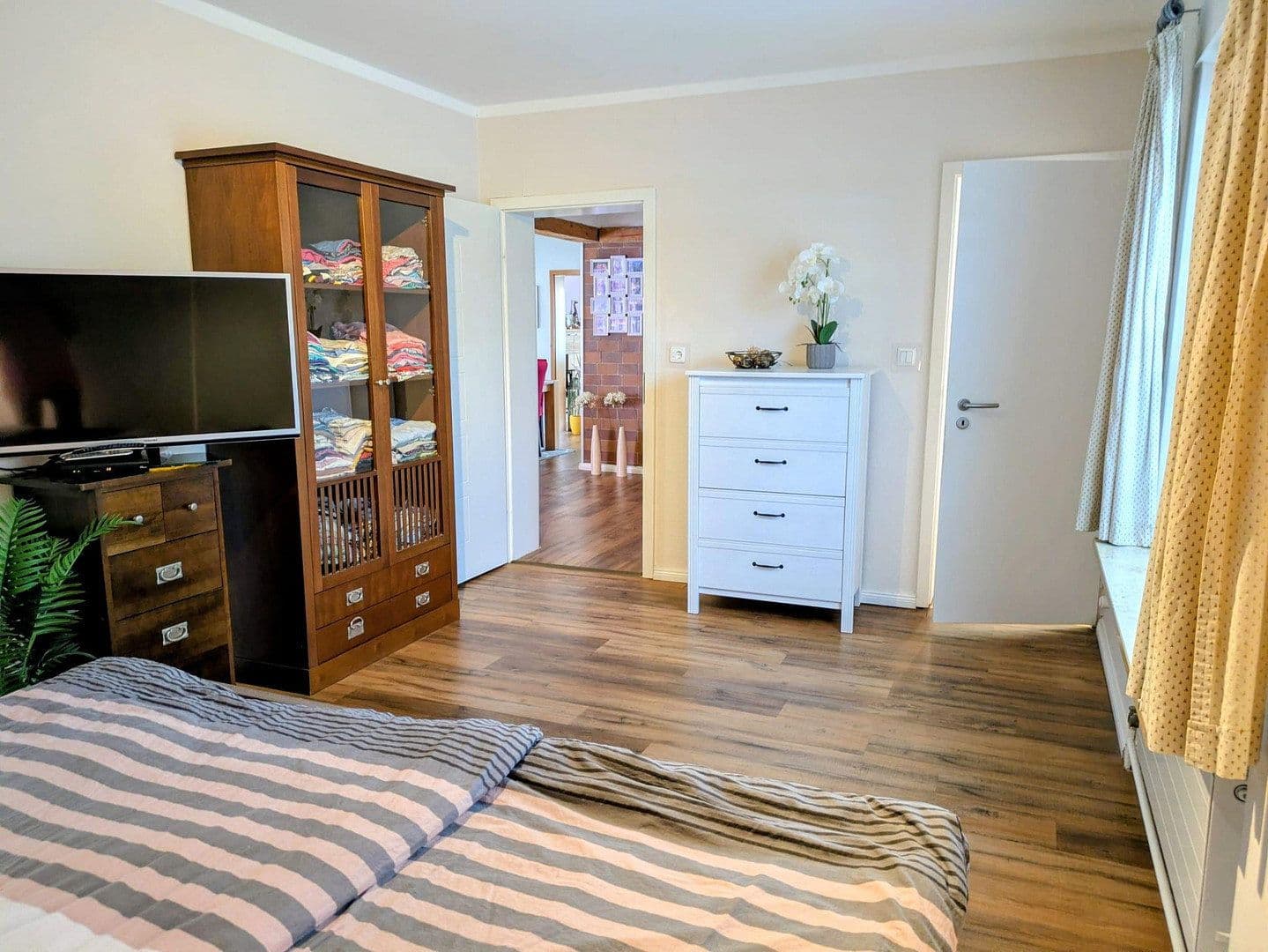 Prodej domu 194 m², pozemek 800 m², Elmshorn, Šlesvicko-Holštýnsko Prodej domu 194 m², pozemek 800 m², Elmshorn, Šlesvicko-Holštýnsko