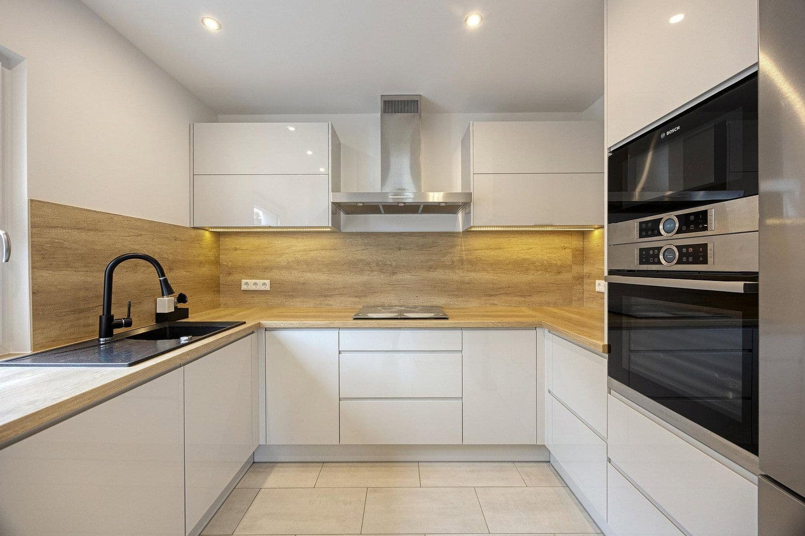 Prodej domu 157 m², pozemek 890 m², Theisenkreuzweg 9, Bornheim, Severní Porýní-Vestfálsko Prodej domu 157 m², pozemek 890 m², Theisenkreuzweg 9, Bornheim, Severní Porýní-Vestfálsko