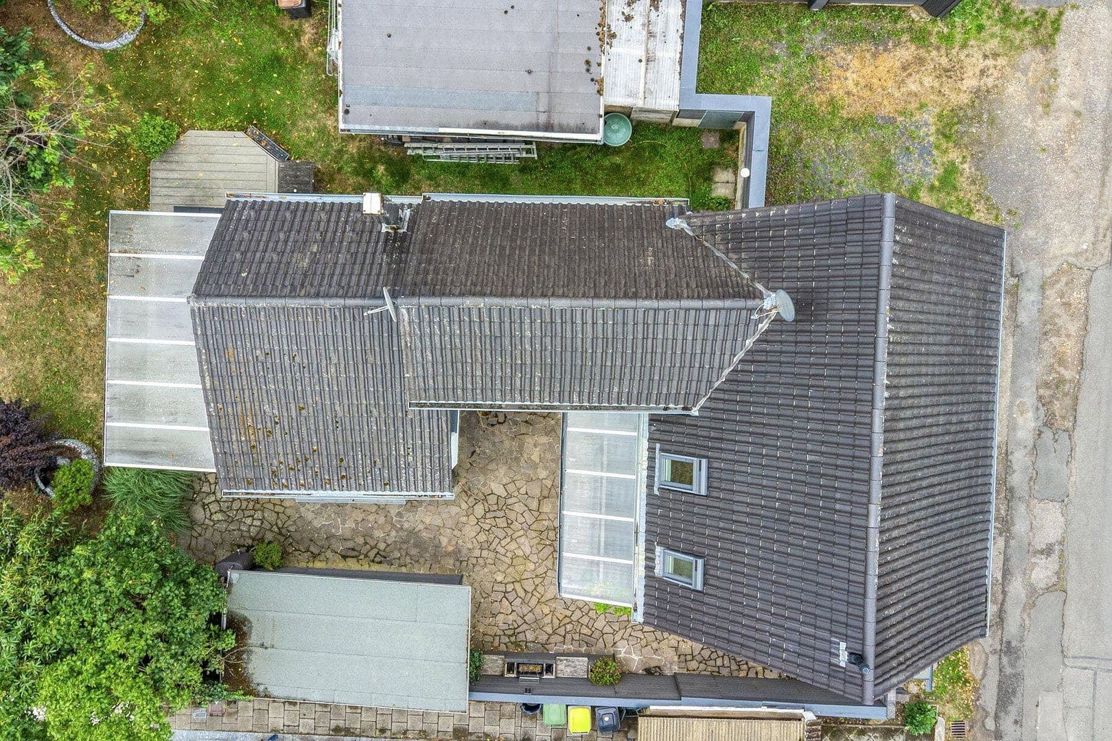 Prodej domu 157 m², pozemek 890 m², Theisenkreuzweg 9, Bornheim, Severní Porýní-Vestfálsko Prodej domu 157 m², pozemek 890 m², Theisenkreuzweg 9, Bornheim, Severní Porýní-Vestfálsko
