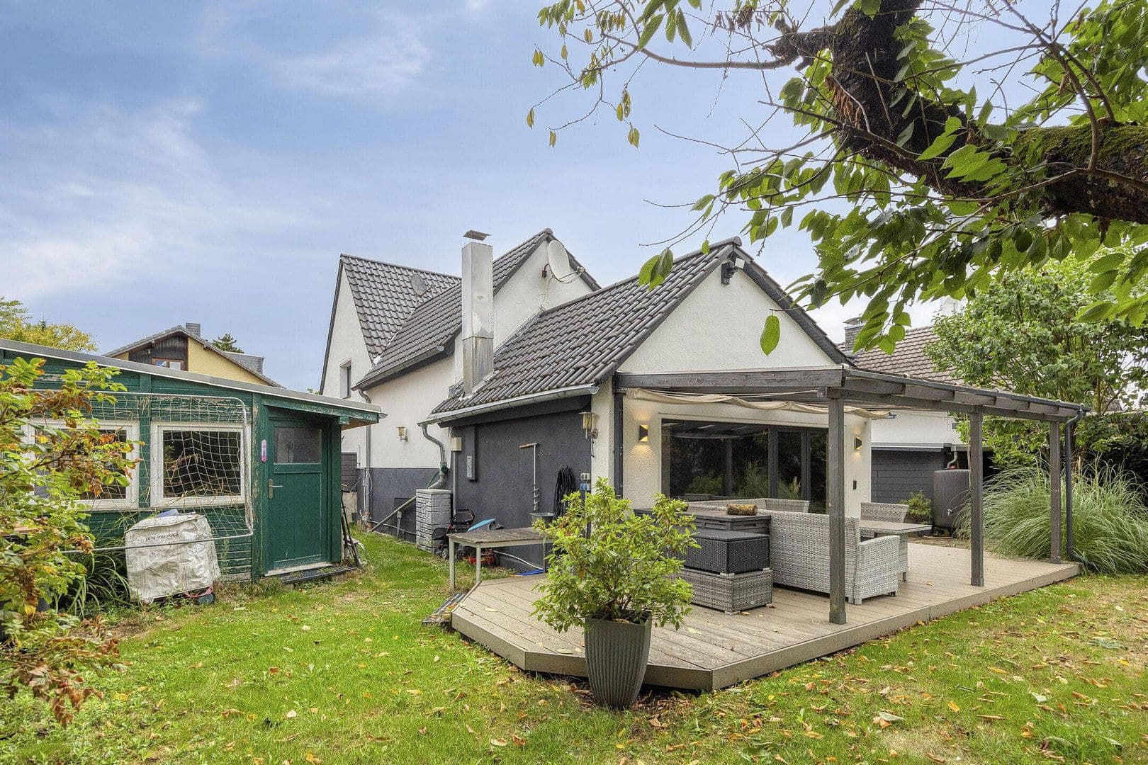 Prodej domu 157 m², pozemek 890 m², Theisenkreuzweg 9, Bornheim, Severní Porýní-Vestfálsko Prodej domu 157 m², pozemek 890 m², Theisenkreuzweg 9, Bornheim, Severní Porýní-Vestfálsko