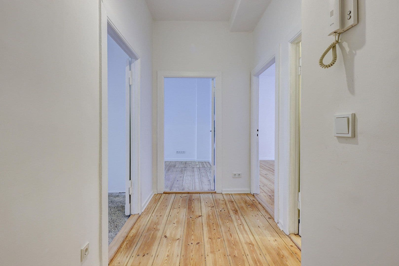 Prodej bytu 2+1 59 m², Herschelstraße 6a, Berlin, Berlín Prodej bytu 2+1 59 m², Herschelstraße 6a, Berlin, Berlín