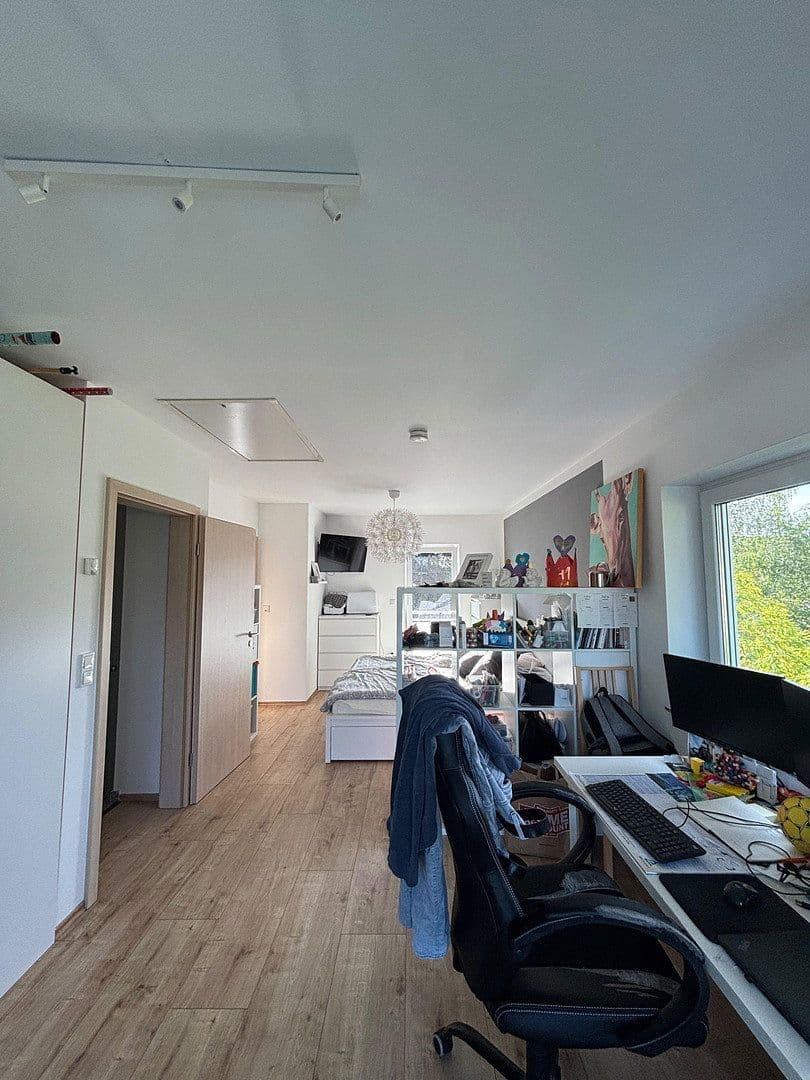 Pronájem domu 160 m², pozemek 350 m², Bergisch Gladbach, Severní Porýní-Vestfálsko Pronájem domu 160 m², pozemek 350 m², Bergisch Gladbach, Severní Porýní-Vestfálsko