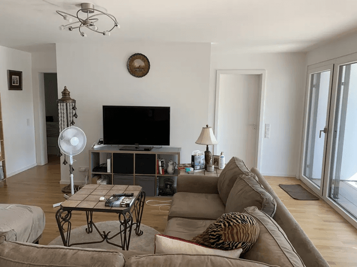 Pronájem bytu 3+kk 104 m², Vaihingerstr. 106, Stuttgart, Bádensko-Württembersko Pronájem bytu 3+kk 104 m², Vaihingerstr. 106, Stuttgart, Bádensko-Württembersko