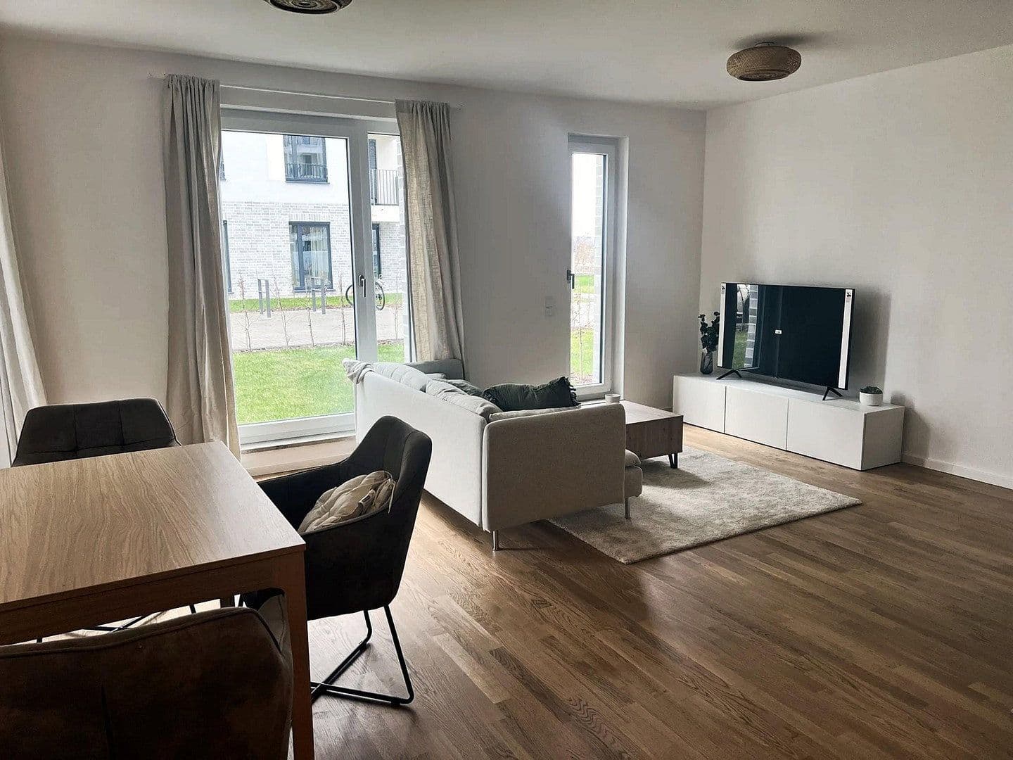 Pronájem bytu 2+1 55 m², Schönefeld, Braniborsko Pronájem bytu 2+1 55 m², Schönefeld, Braniborsko