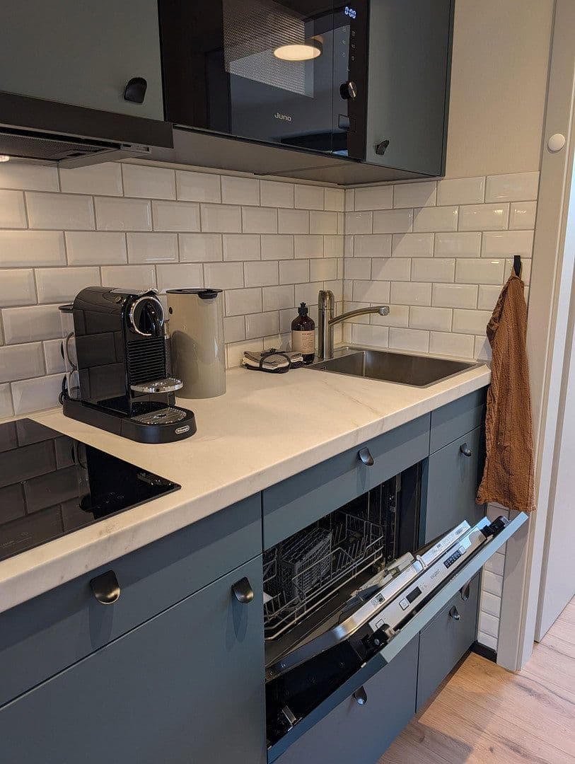 Pronájem bytu 2+1 30 m², Greifswald, Mecklenburg-Vorpommern Pronájem bytu 2+1 30 m², Greifswald, Mecklenburg-Vorpommern