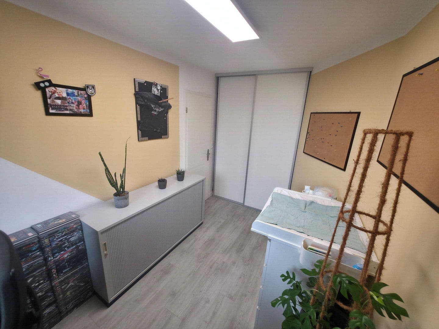 Prodej bytu 4+1 92 m², Karl-Lerbs-Straße 1, Bremen, Bremen Prodej bytu 4+1 92 m², Karl-Lerbs-Straße 1, Bremen, Bremen