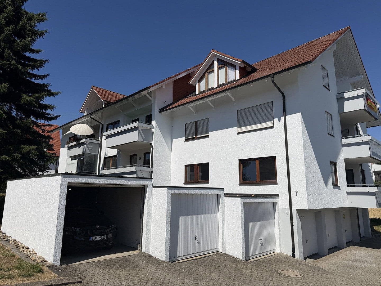Prodej bytu 4+1 97 m², Alte Schulstr. 11, Zimmern ob Rottweil, Bádensko-Württembersko Prodej bytu 4+1 97 m², Alte Schulstr. 11, Zimmern ob Rottweil, Bádensko-Württembersko