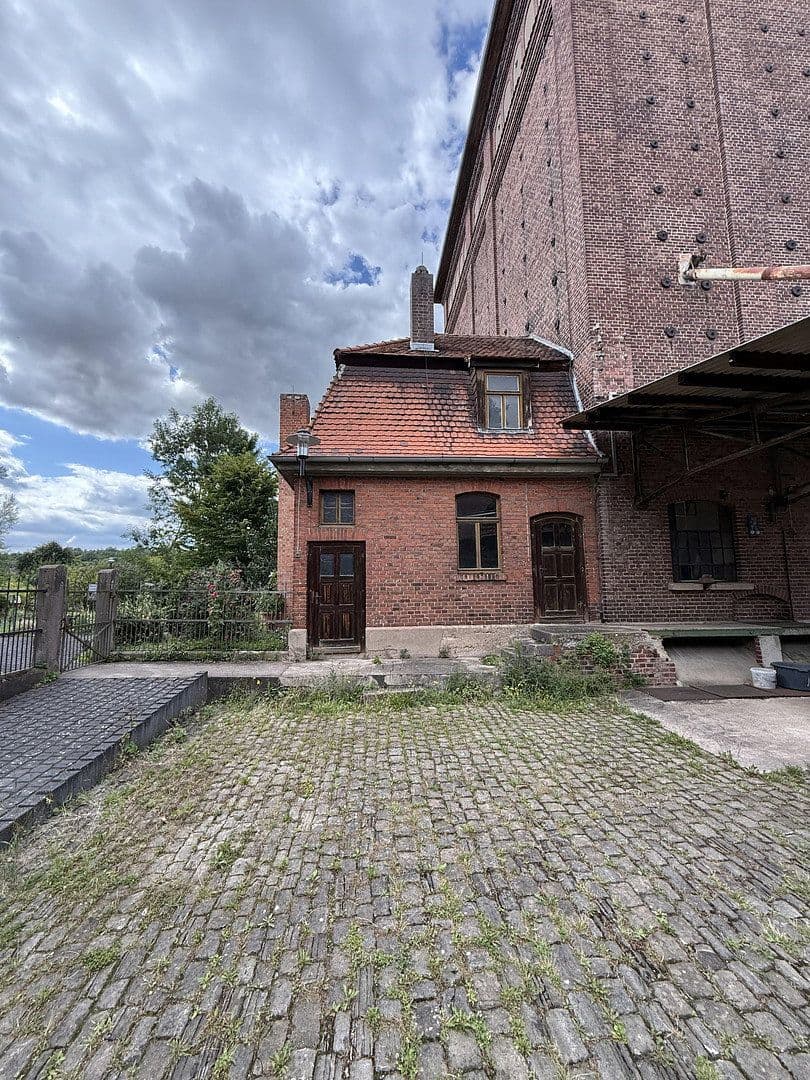 Prodej nebytového prostoru 368 m², Jestädter Straße 9, Eschwege, Hessen Prodej nebytového prostoru 368 m², Jestädter Straße 9, Eschwege, Hessen