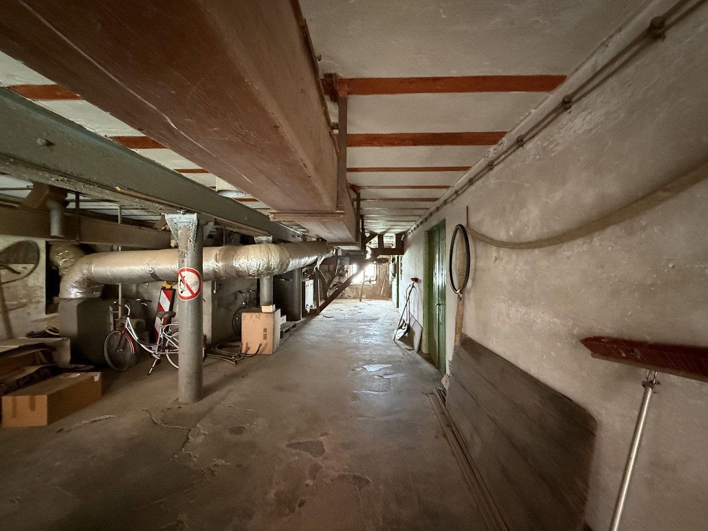 Prodej nebytového prostoru 368 m², Jestädter Straße 9, Eschwege, Hessen Prodej nebytového prostoru 368 m², Jestädter Straße 9, Eschwege, Hessen