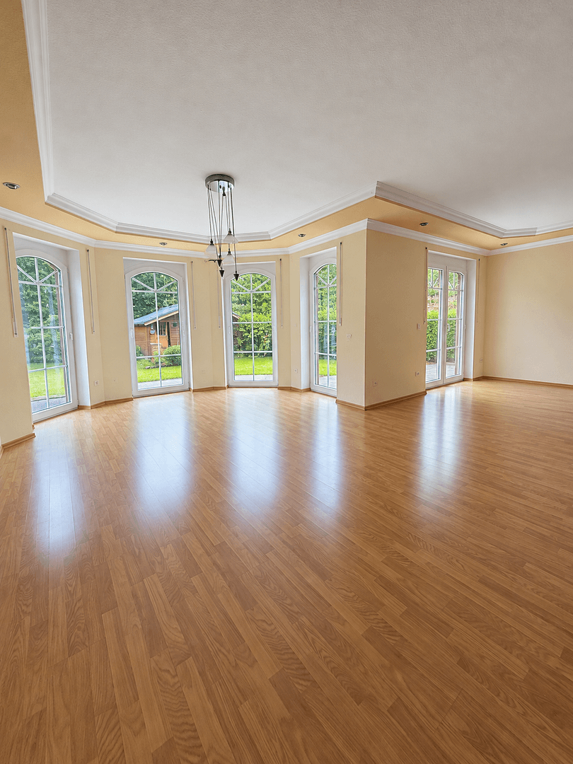 Prodej domu 169 m², pozemek 724 m², Cloppenburg, Dolní Sasko Prodej domu 169 m², pozemek 724 m², Cloppenburg, Dolní Sasko