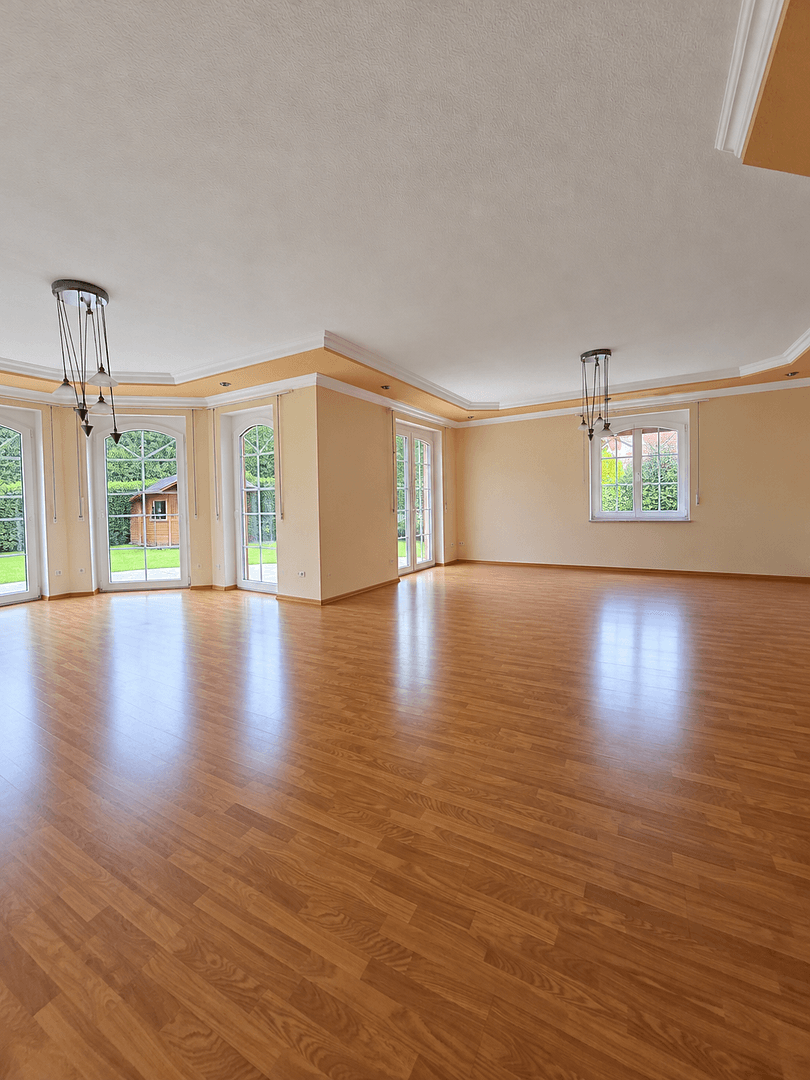 Prodej domu 169 m², pozemek 724 m², Cloppenburg, Dolní Sasko Prodej domu 169 m², pozemek 724 m², Cloppenburg, Dolní Sasko