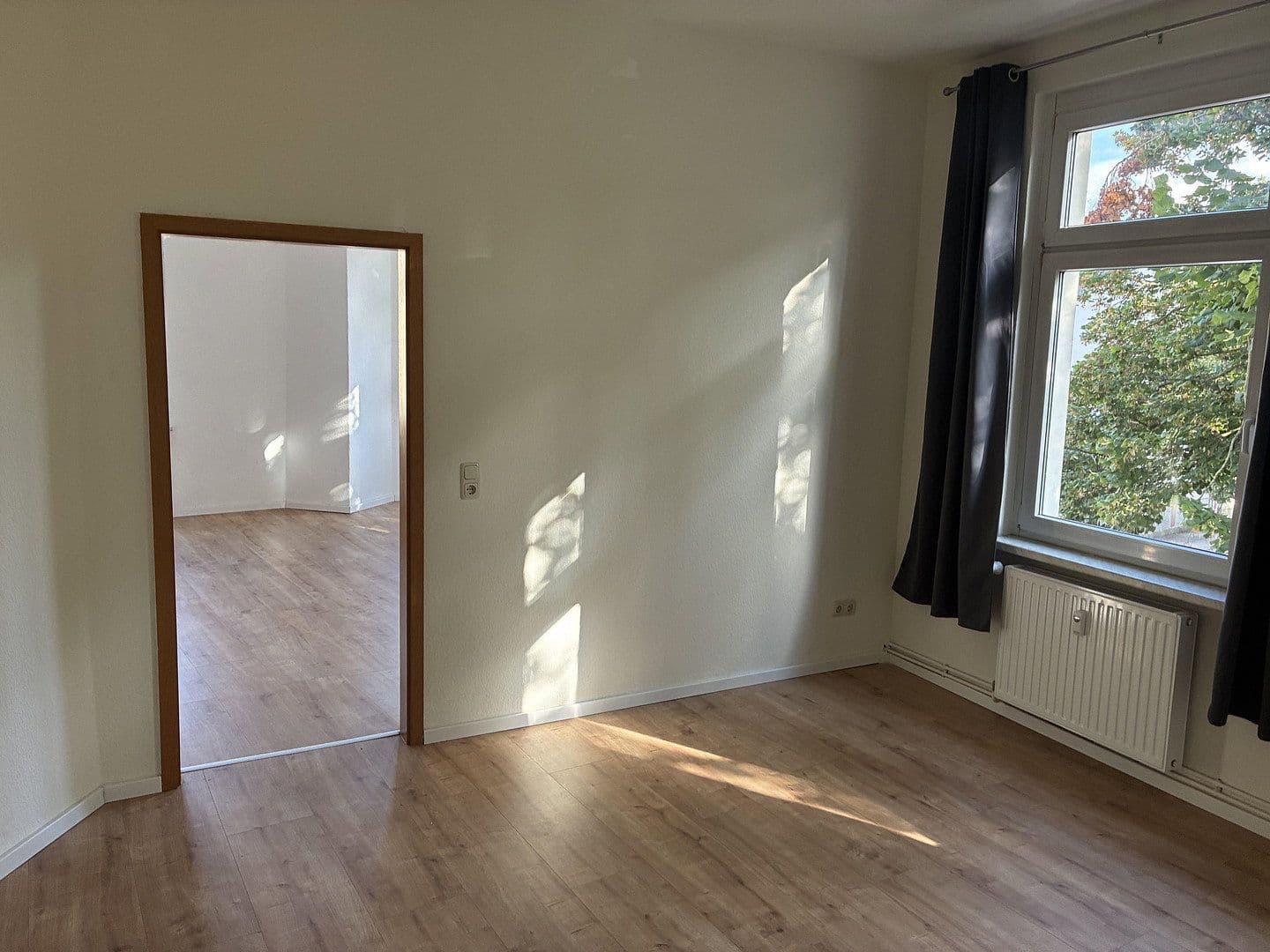 Pronájem bytu 2+1 74 m², Werderstr. 30, Dessau-Rosslau, Sasko-Anhaltsko Pronájem bytu 2+1 74 m², Werderstr. 30, Dessau-Rosslau, Sasko-Anhaltsko