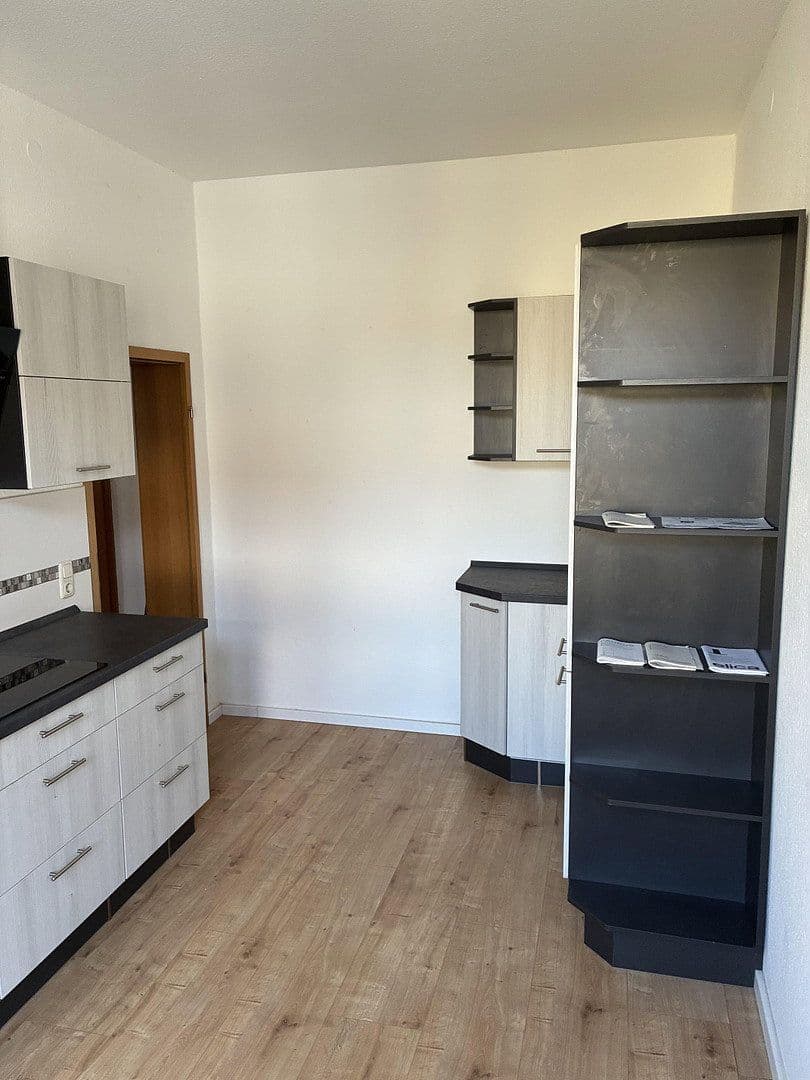 Pronájem bytu 2+1 74 m², Werderstr. 30, Dessau-Rosslau, Sasko-Anhaltsko Pronájem bytu 2+1 74 m², Werderstr. 30, Dessau-Rosslau, Sasko-Anhaltsko