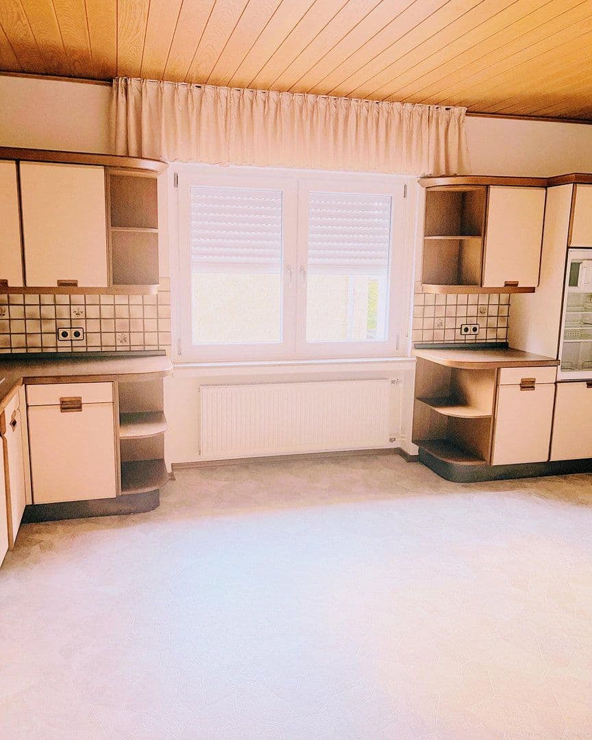 Prodej domu 195 m², pozemek 1.009 m², Jahnstraße 14, Werne, Severní Porýní-Vestfálsko Prodej domu 195 m², pozemek 1.009 m², Jahnstraße 14, Werne, Severní Porýní-Vestfálsko