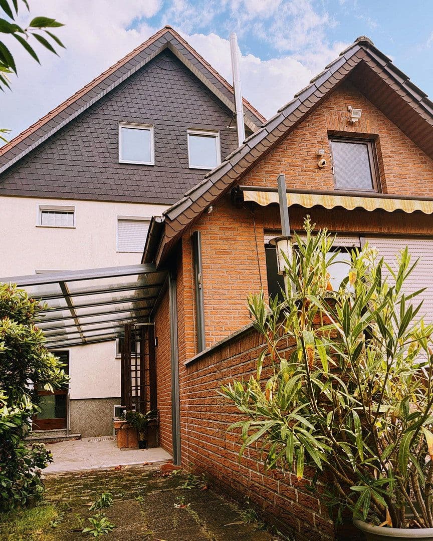 Prodej domu 195 m², pozemek 1.009 m², Jahnstraße 14, Werne, Severní Porýní-Vestfálsko Prodej domu 195 m², pozemek 1.009 m², Jahnstraße 14, Werne, Severní Porýní-Vestfálsko
