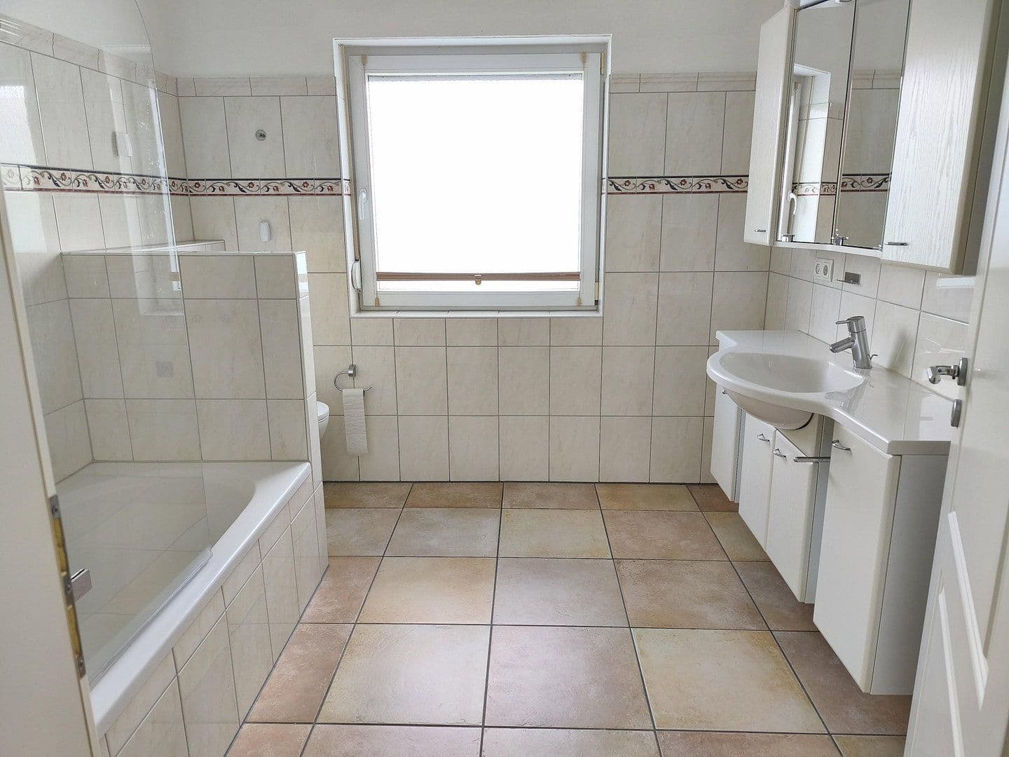 Pronájem domu 154 m², pozemek 755 m², Flensburg, Šlesvicko-Holštýnsko Pronájem domu 154 m², pozemek 755 m², Flensburg, Šlesvicko-Holštýnsko