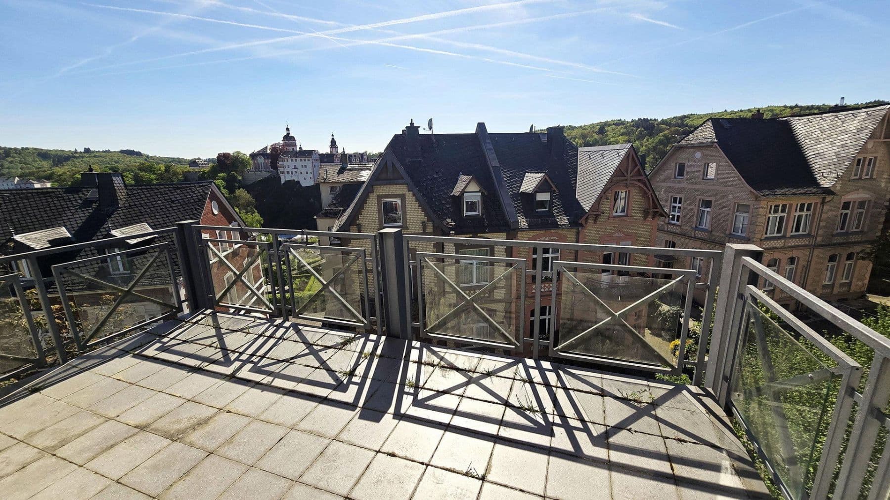 Pronájem bytu 2+1 75 m², Limburger Str. 25, Weilburg, Hessen Pronájem bytu 2+1 75 m², Limburger Str. 25, Weilburg, Hessen